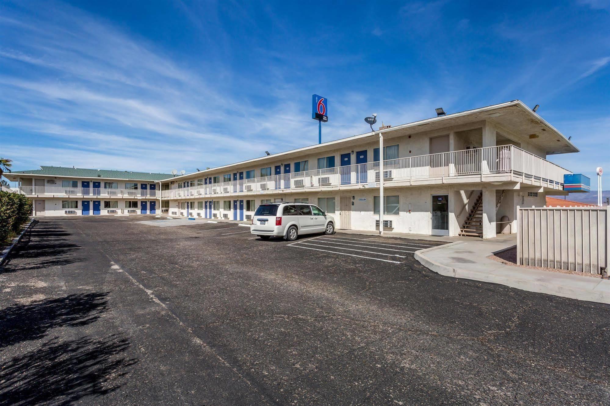 Motel 6-Needles, Ca Eksteriør billede